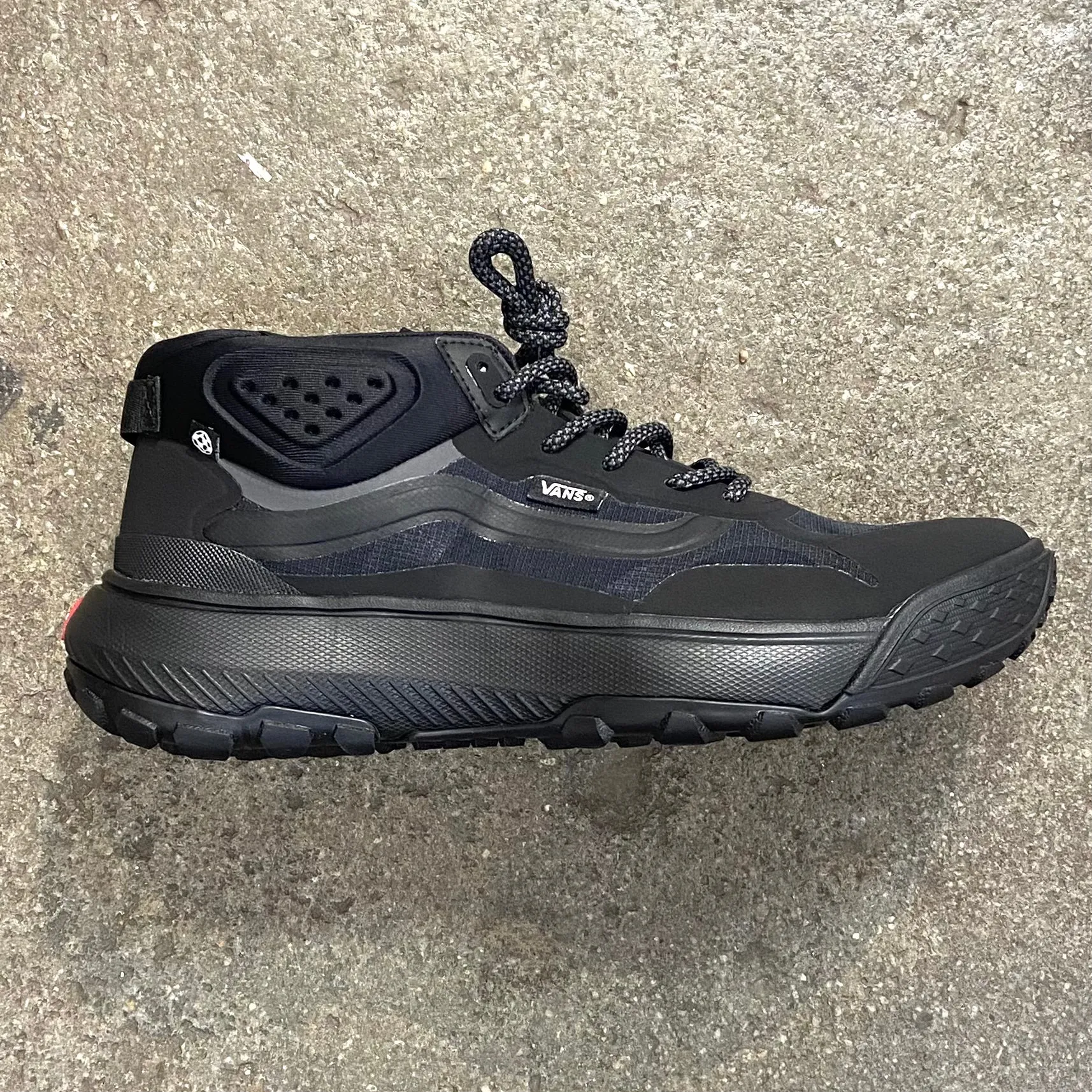 VANS   MTE CROSSPATH MID