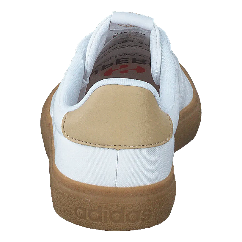 Vulc Raid3r Skateboarding Shoes Cloud White / Cloud White / Magbei