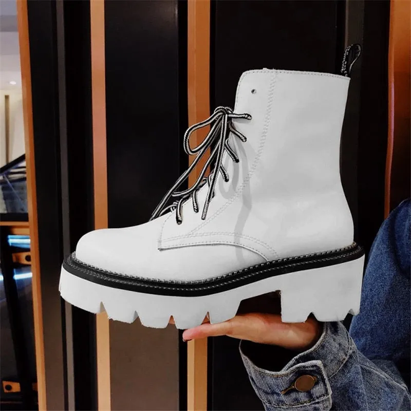 Women's Female Ankle Boots Flat Shoes Winter Genuine Leather Lace Up Shoes Punk Plus Riding Botines Mujer