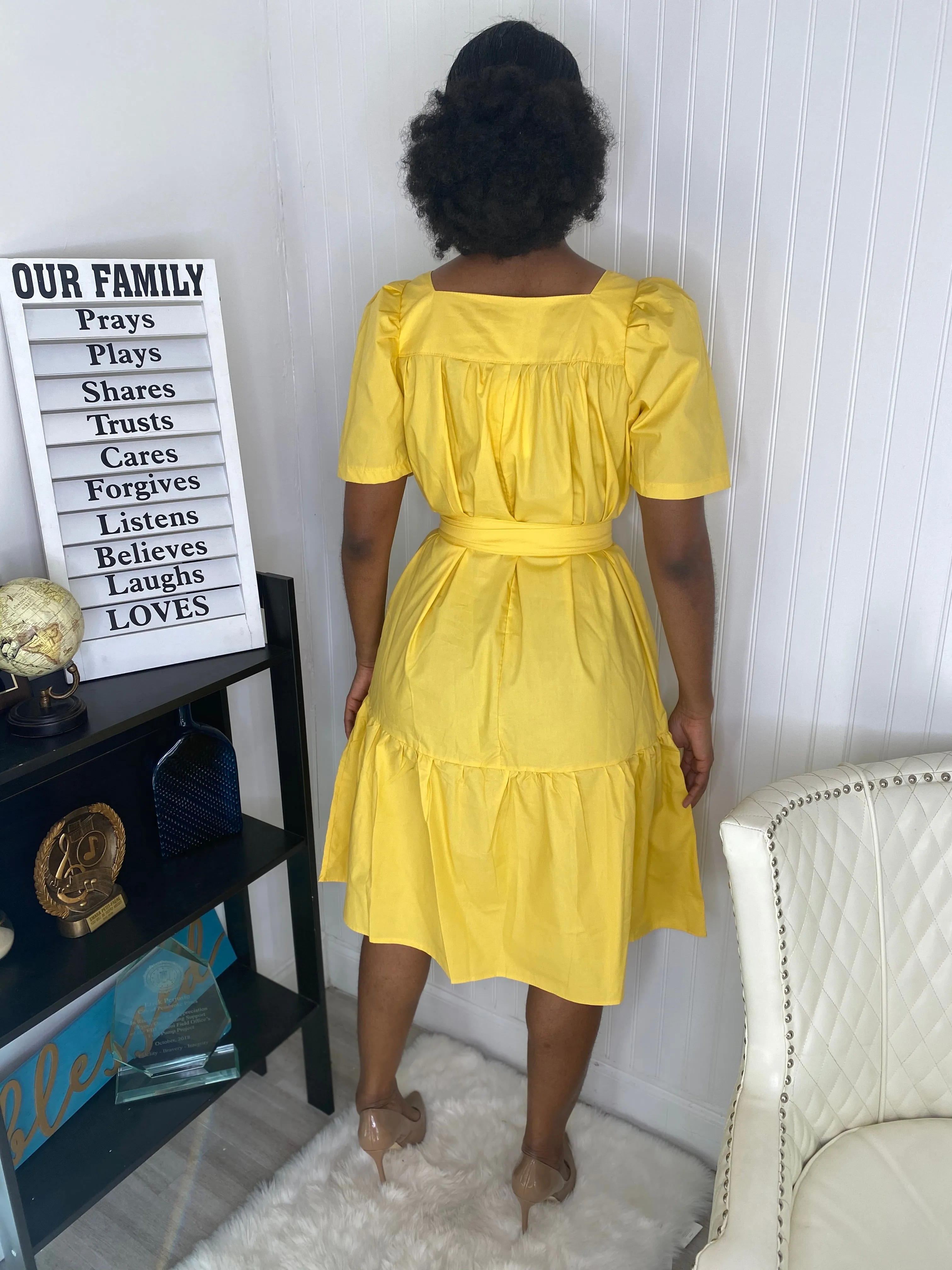 Yellow advent dress