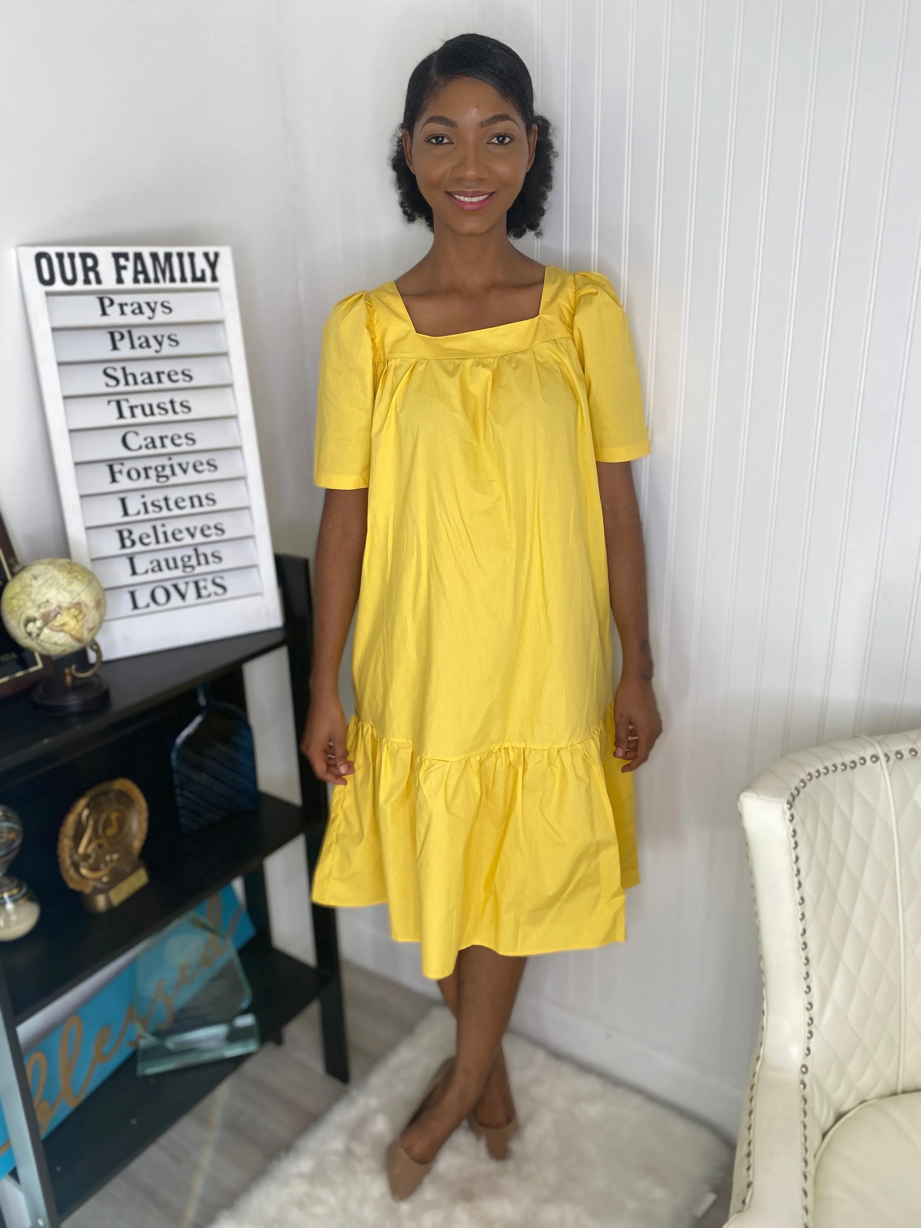 Yellow advent dress